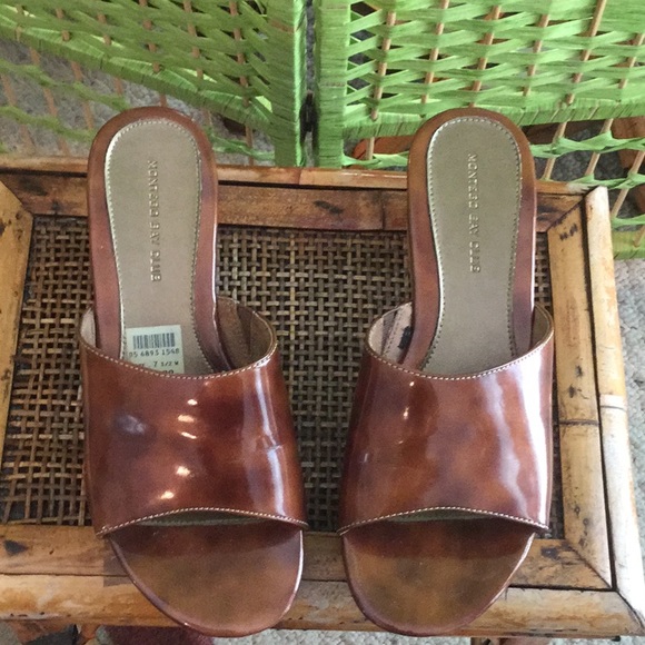 Montego Bay Club Shoes - 🌻Too Cool Montego Bay Size 7 1/2 W Fun Slides 🌻